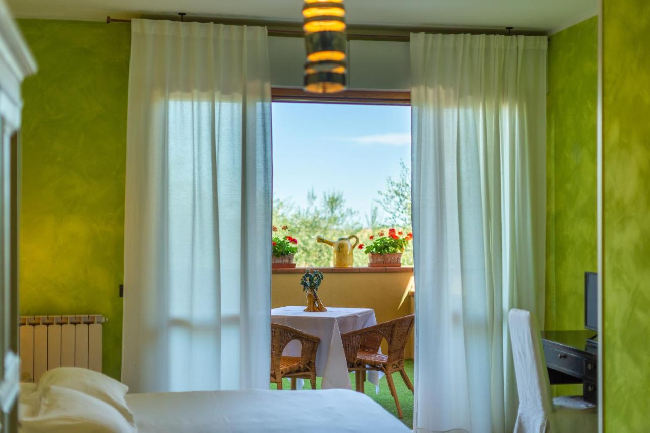 Locanda Belvedere Saludecio Екстериор снимка